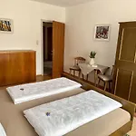 Haus Hermine Casa de hóspedes Tarrenz